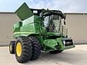 2016 John Deere S680 Image