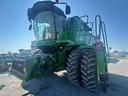 2016 John Deere S680 Image
