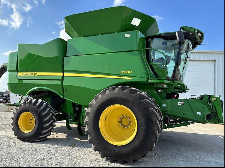 Image of John Deere S680 Primary image