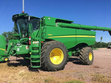 Main image John Deere S680
