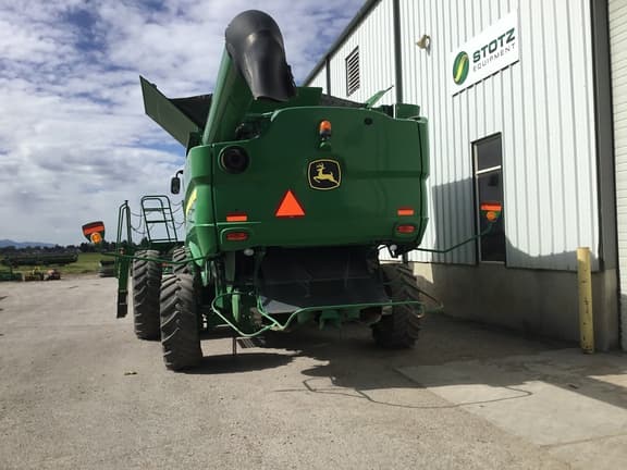 Image of John Deere S680 equipment image 3