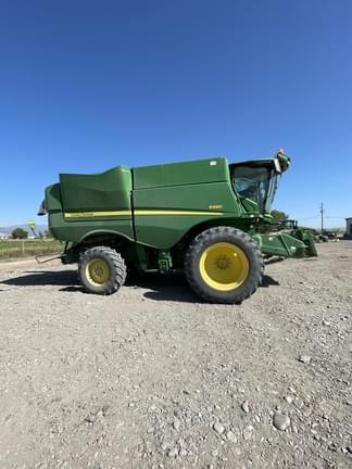 Image of John Deere S680 equipment image 3