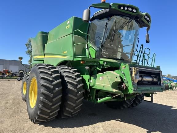 Image of John Deere S680 Primary image