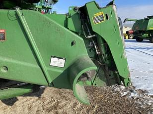 Main image John Deere S680 13