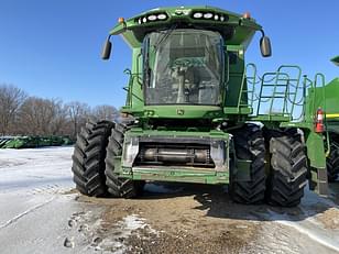 Main image John Deere S680 1