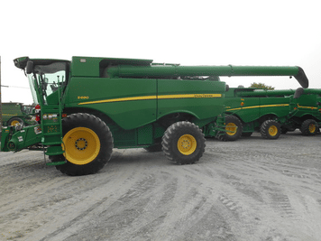 Main image John Deere S680