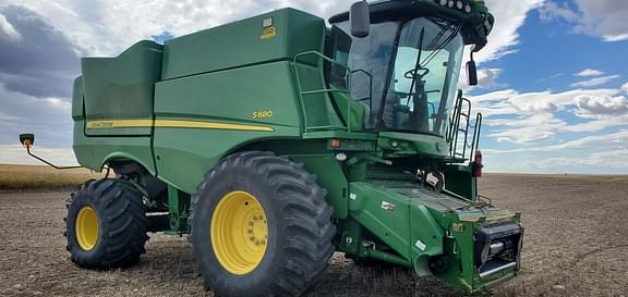 Image of John Deere S680 Primary image