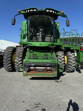 Image of John Deere S680 equipment image 2