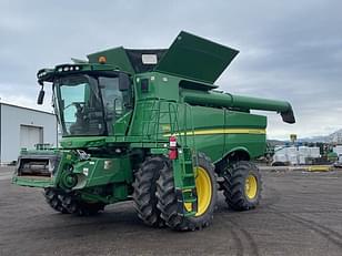 Main image John Deere S680