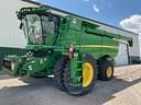 2016 John Deere S680 Image