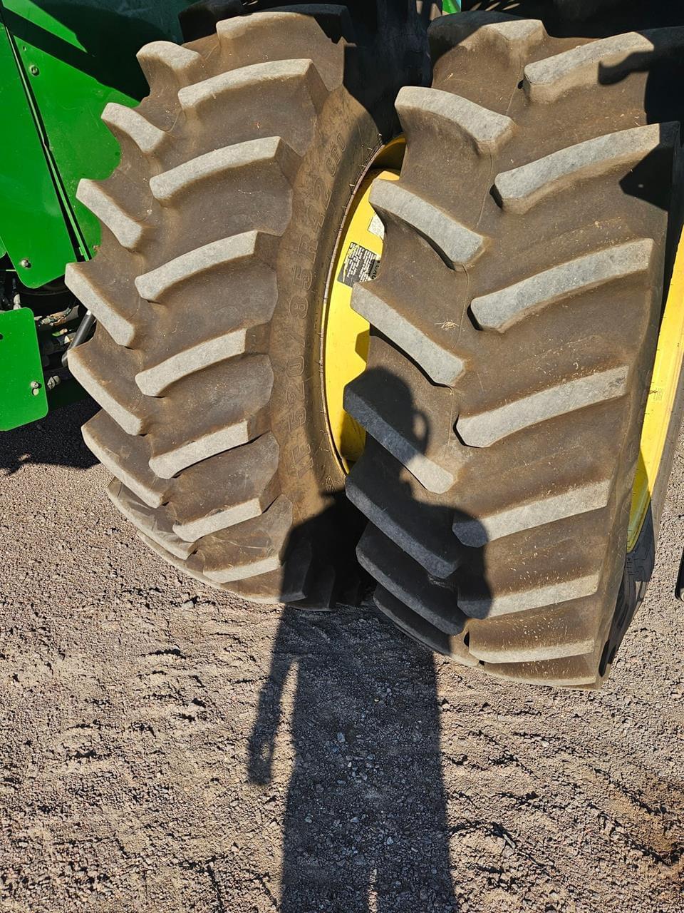Image of John Deere S680 Image 1