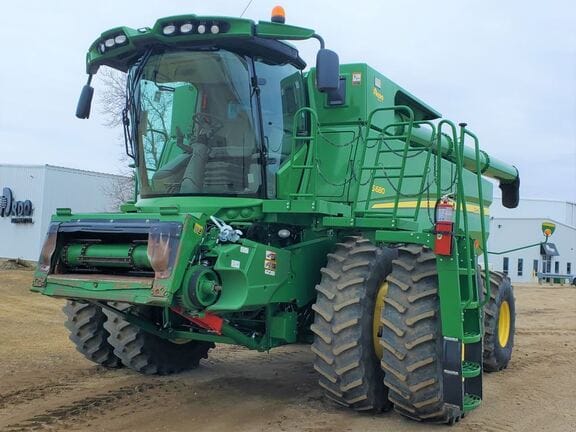 Main image John Deere S680