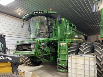 Main image John Deere S680