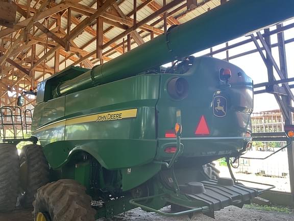 Image of John Deere S680 equipment image 3