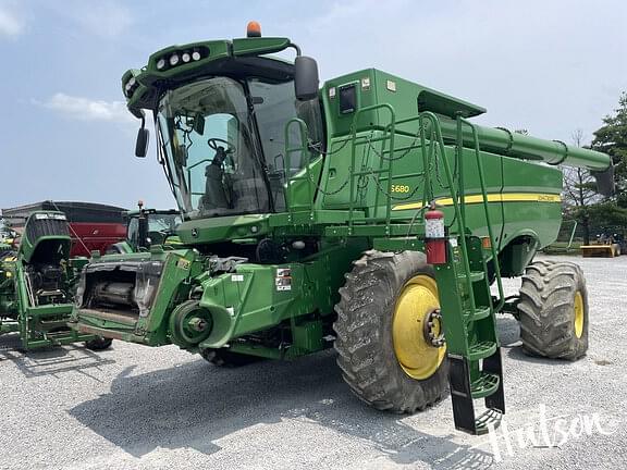 Image of John Deere S680 equipment image 2