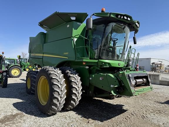 Image of John Deere S680 equipment image 3