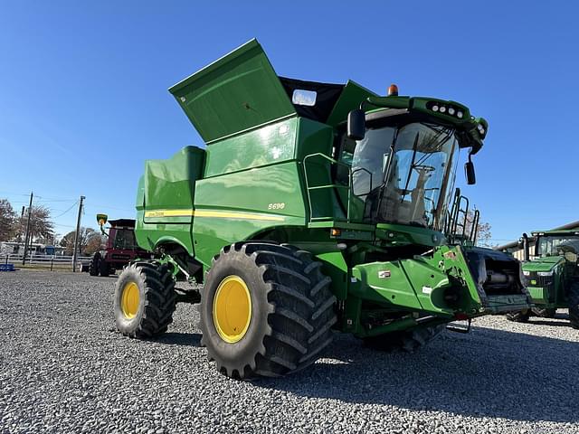 Image of John Deere S690 equipment image 3