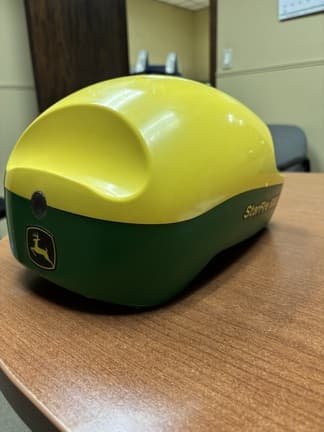 Image of John Deere StarFire 6000 equipment image 1