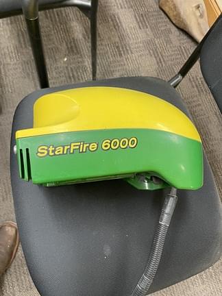 Image of John Deere StarFire 6000 equipment image 3