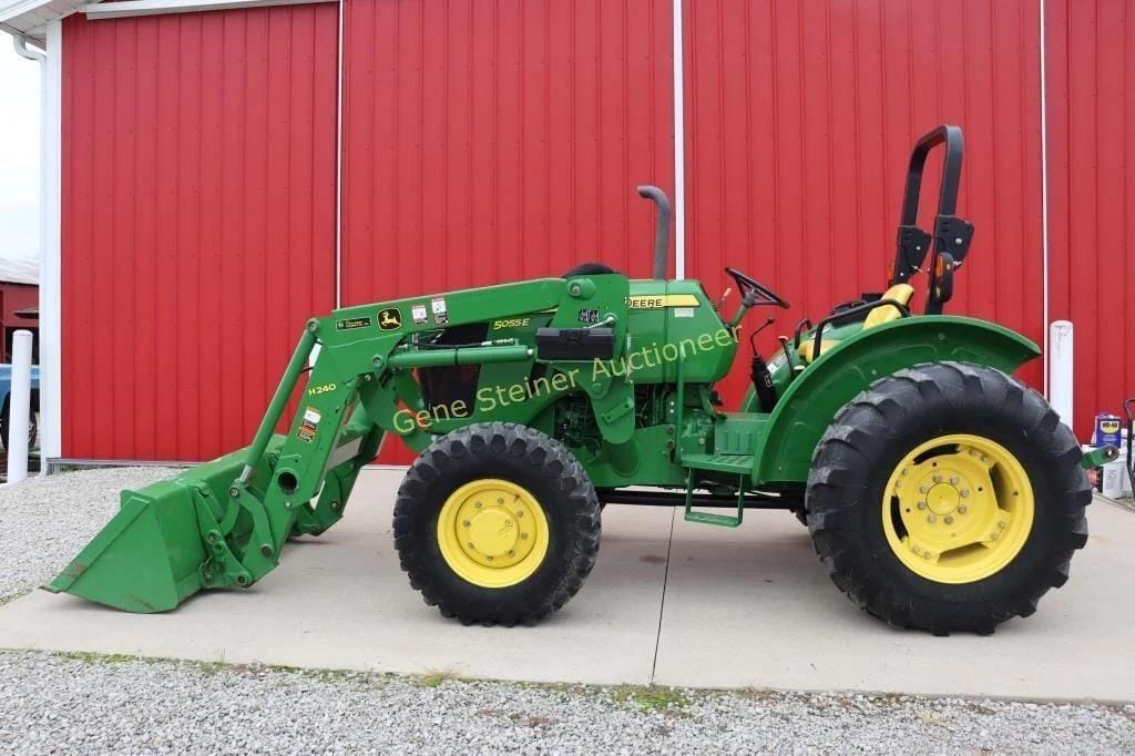 Main image John Deere 5055E