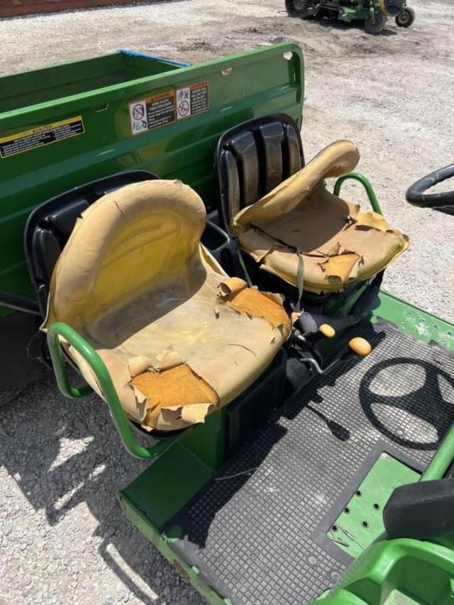 Image of John Deere Gator TS 4x2 equipment image 4