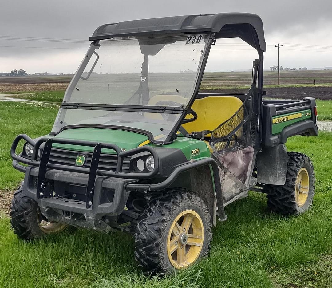 Image of John Deere Gator XUV 825i Primary image