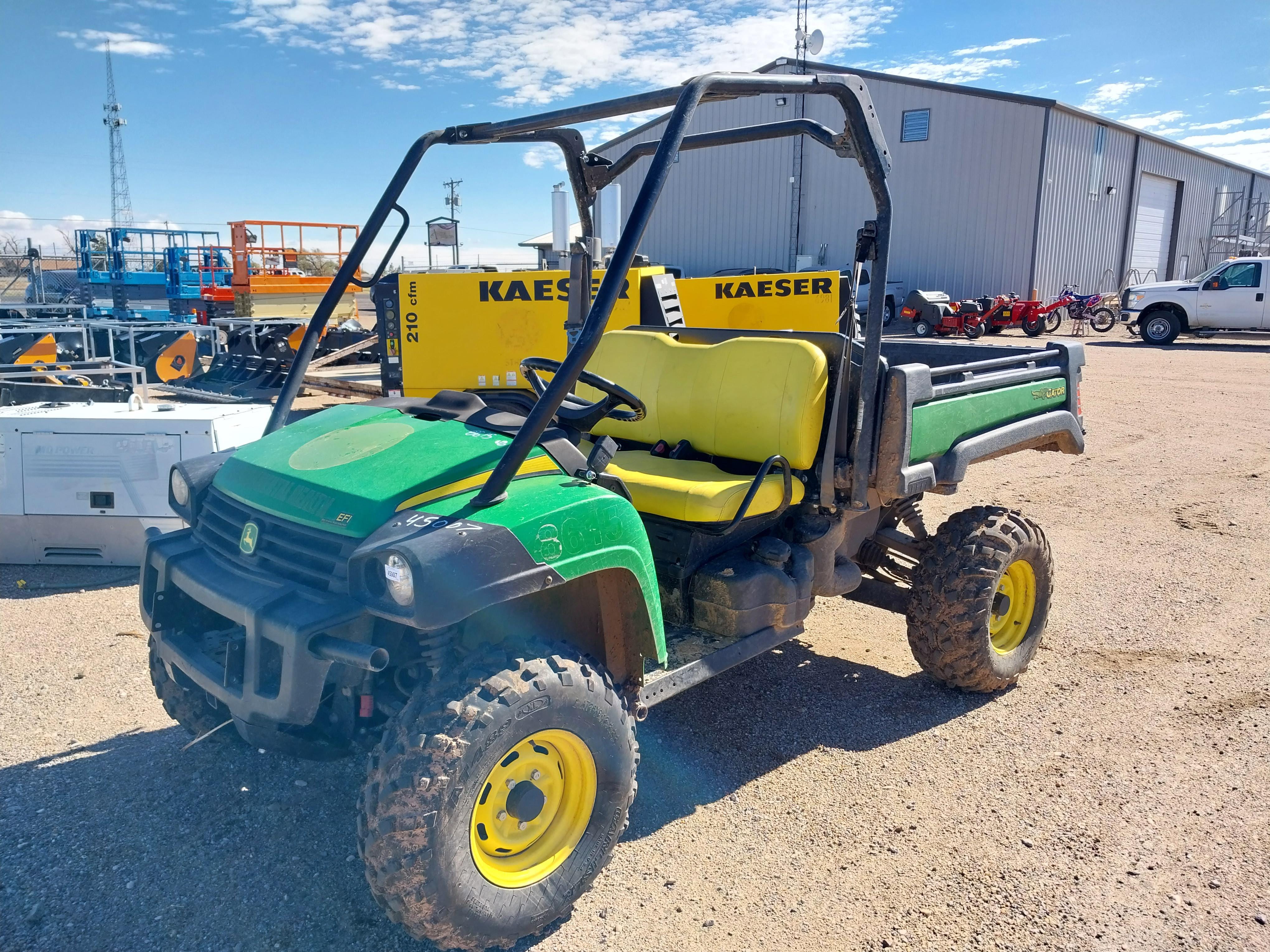 Main image John Deere Gator