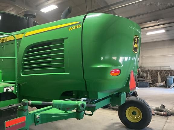 Image of John Deere W235 equipment image 2