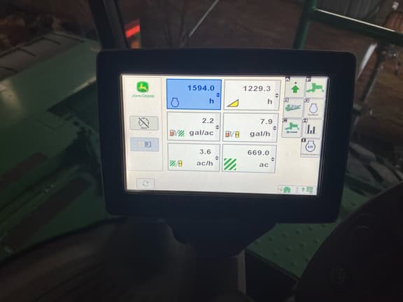 Image of John Deere W235 equipment image 2