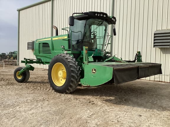 Image of John Deere W235 equipment image 4