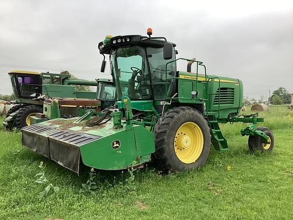 Image of John Deere W235 equipment image 2