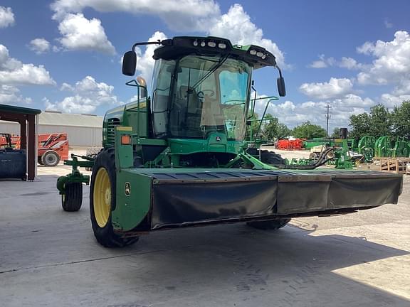 Image of John Deere W235 equipment image 4