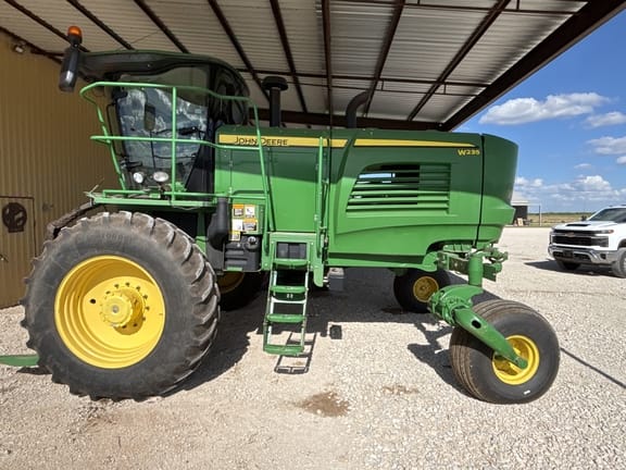 2016 John Deere W235 Equipment Image0