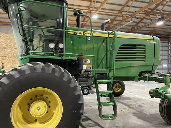 Image of John Deere W260 equipment image 2