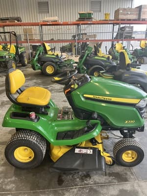 2016 John Deere X330 Image