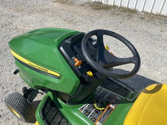 Image of John Deere X330 equipment image 2