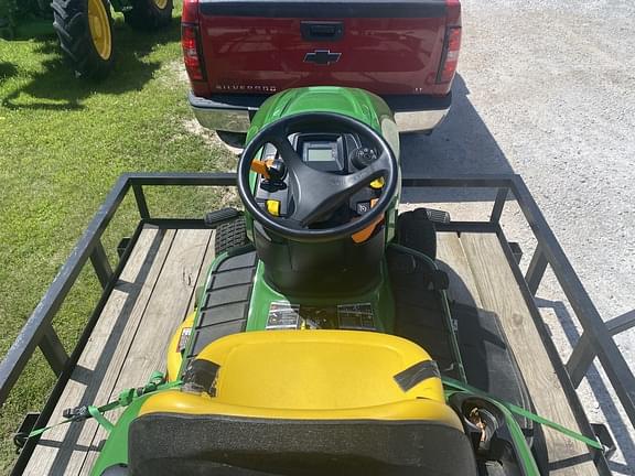 Image of John Deere X330 equipment image 3