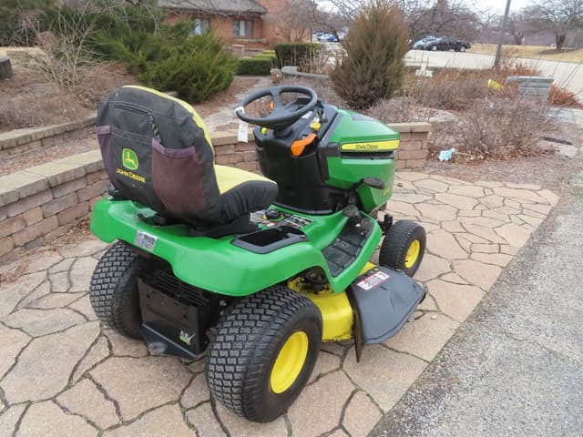 Image of John Deere X350 equipment image 2