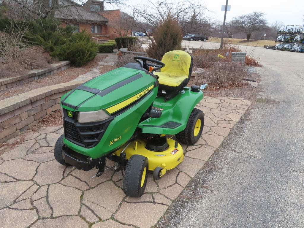2016 John Deere X350 Equipment Image0