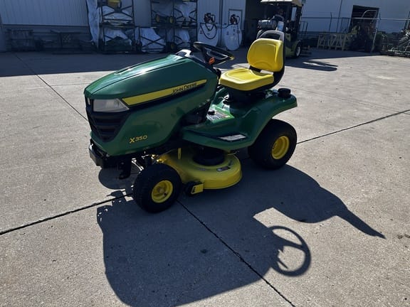 2016 John Deere X350 Equipment Image0