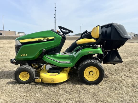 Image of John Deere X354 equipment image 2