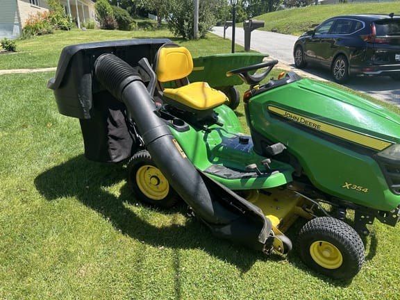 2016 John Deere X354 Equipment Image0