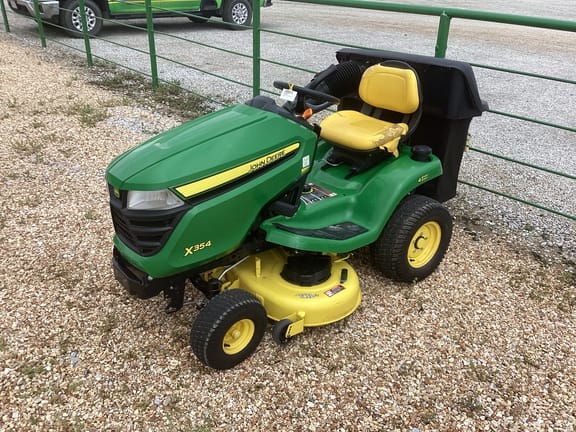 2016 John Deere X354 Equipment Image0