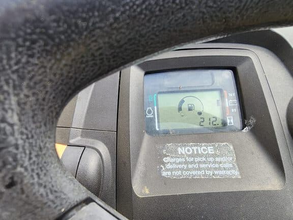 Image of John Deere X370 equipment image 1