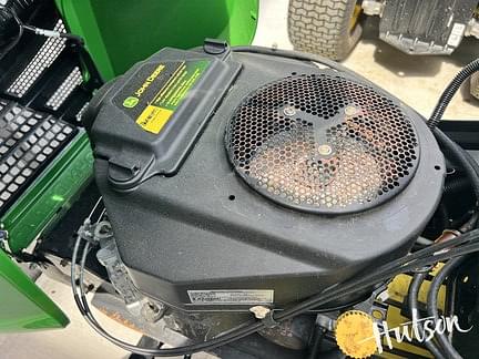 Image of John Deere X370 equipment image 4