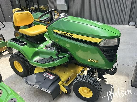 Image of John Deere X370 Primary image