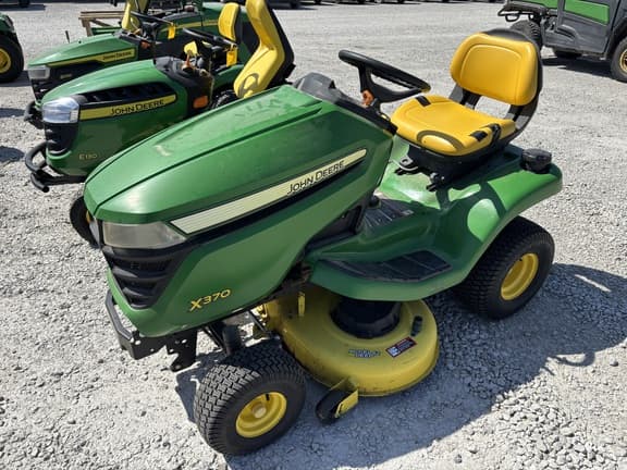 Image of John Deere X370 Primary image