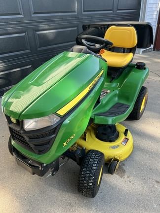 2016 John Deere X370 Equipment Image0