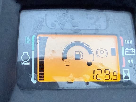 Image of John Deere X370 equipment image 1