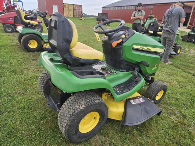 Image of John Deere X370 equipment image 3